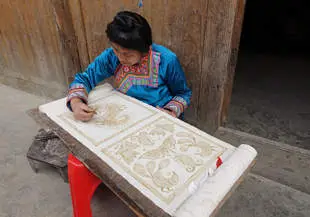 15-day Yunnan and Guizhou Minority Discovery Tour
