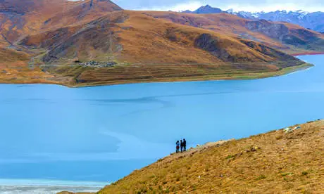 Journey to Jade-like Lake in Tibet