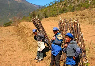 16-day Yunnan Ethnic Exploration Tour