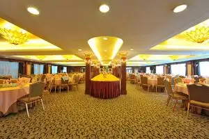 Restaurant,Blue Whale