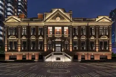 Shanghai Luxury Travel Guide: Best Hotels, Restaurants, and Experiences