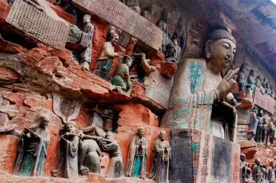 Chongqing to Dazu Grottoes Day Tour