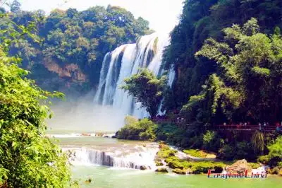Guiyang Tour Package with Huangguoshu Waterfall