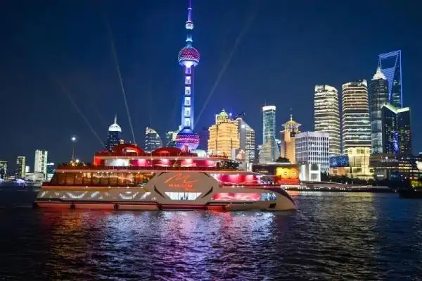 Shanghai Huangpu River cruise