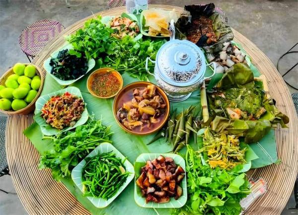 Local food to eat in Jingmai Mountain Yunnan