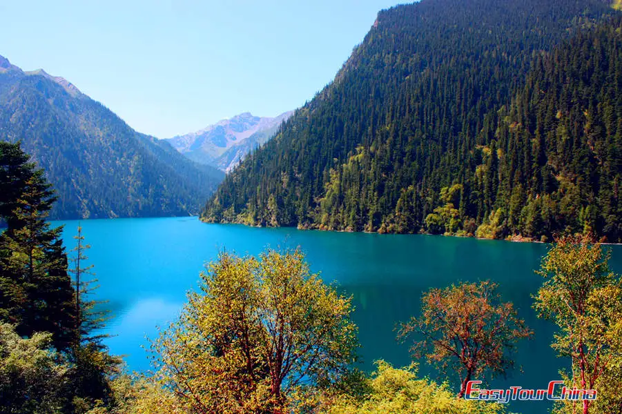 Jiuzhaigou Valley Tour