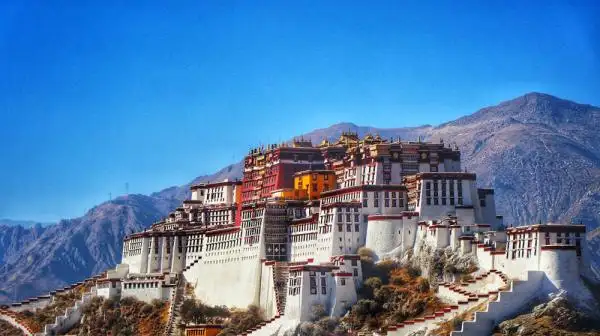 must-see attractions in China: Potala Palace