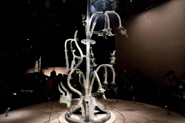 The bronze tree at Sanxingdui Museum