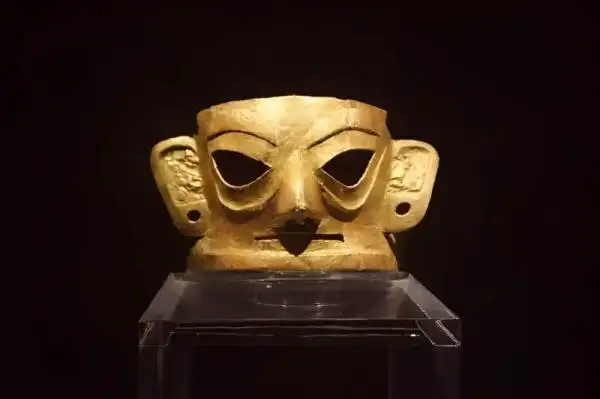 Sanxingdui Bronze Masks