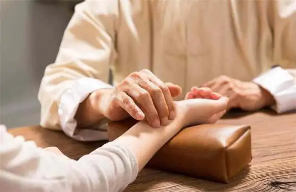 China wellness travel for Traditional Chinese Medicine