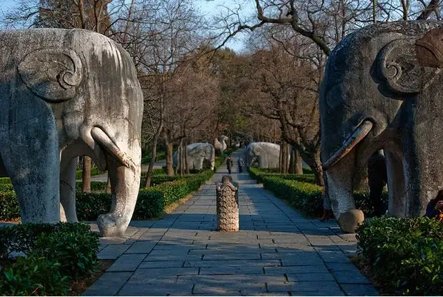 Ming Xiaoling Mausoleum