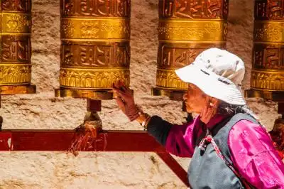 Tibetan people