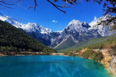 Lijiang Blue Moon Valley