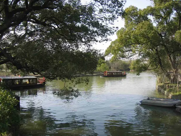 Xixi Wetland Cruise