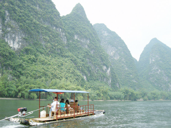 Bamboo Raft along Li River