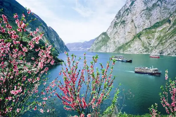 4-day Yangtze River Cruise Weekend Tour