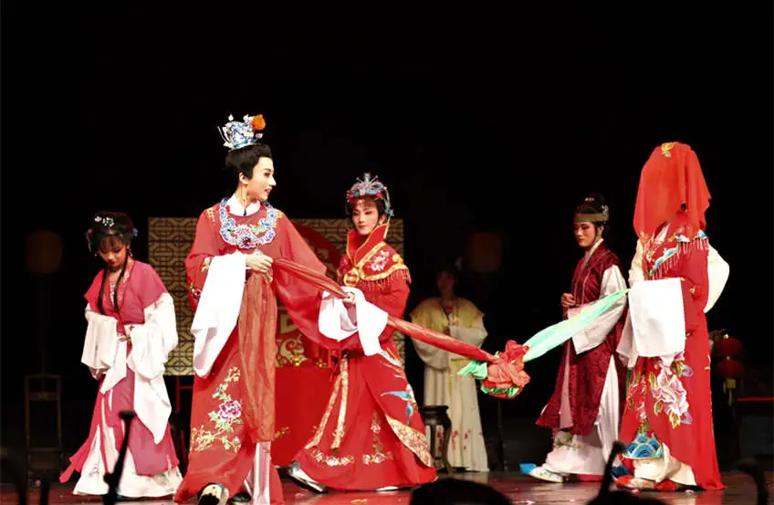 Chinese Yue Opera culture
