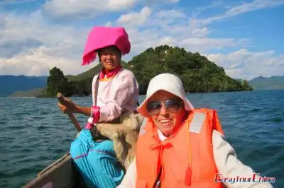 Chengdu Tour to Yunnan Lugu Lake