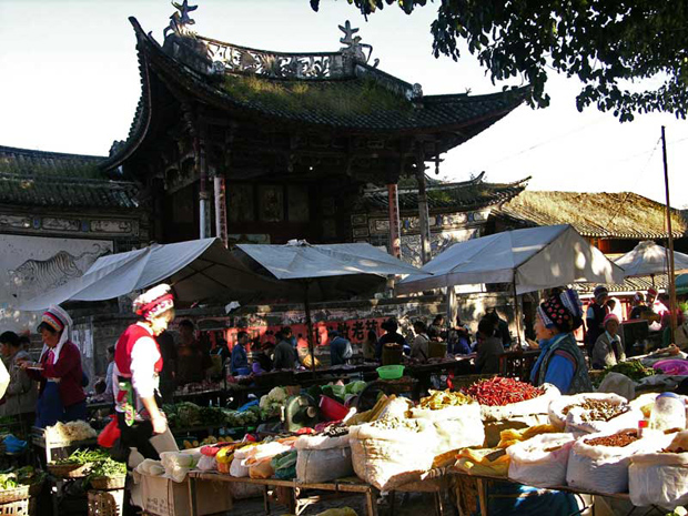 Zhoucheng Village market